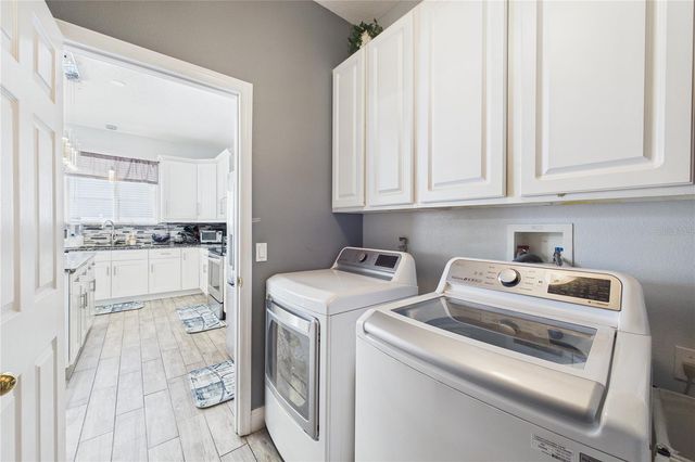 11932 OLD GLORY DRIVE, Orlando, FL 32837