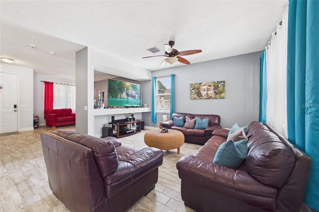 11932 OLD GLORY DRIVE, Orlando, FL 32837