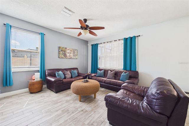11932 OLD GLORY DRIVE, Orlando, FL 32837