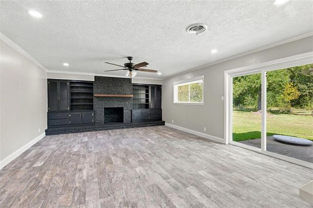1156 Sistrunk Road, Lake Charles, LA 70611