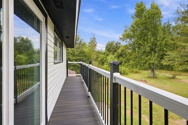 1156 Sistrunk Road, Lake Charles, LA 70611