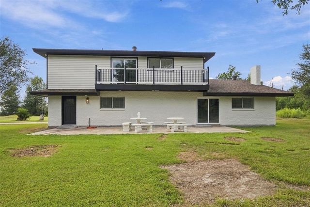 1156 Sistrunk Road, Lake Charles, LA 70611