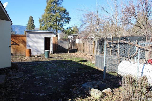 23740 Greely St, Covelo, CA 95428