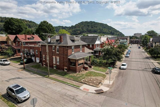 1578 Jackson Street, Charleston, WV 23311