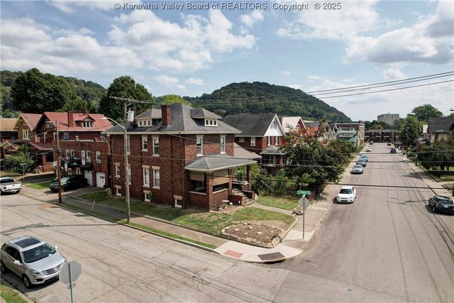 1578 Jackson Street, Charleston, WV 23311