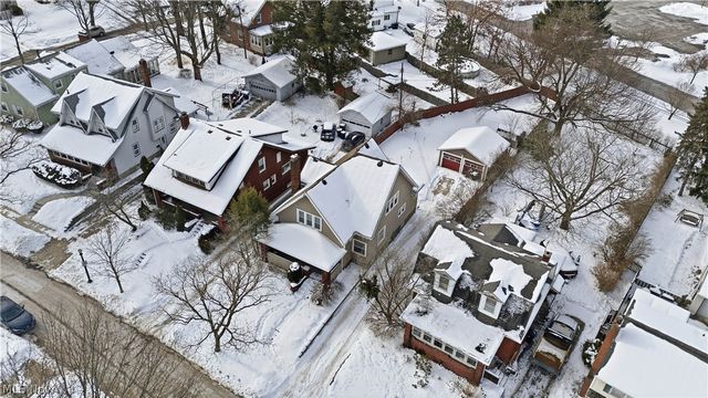 154 Crescent Drive, Akron, OH 44301