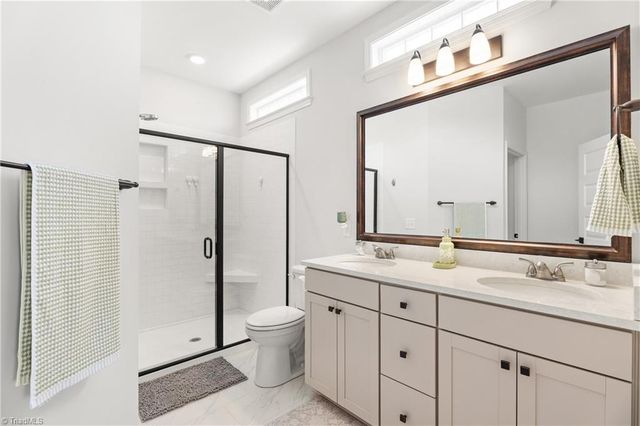 111 Candle Light Court, Advance, NC 27006