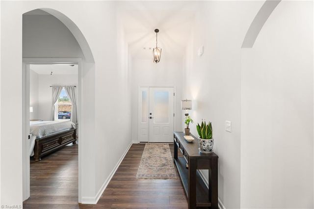 111 Candle Light Court, Advance, NC 27006