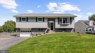 5257 LANARK, Center Valley, PA 18034