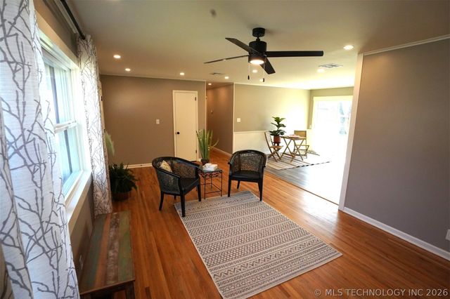 5302 S Saint Louis Avenue, Tulsa, OK 74105