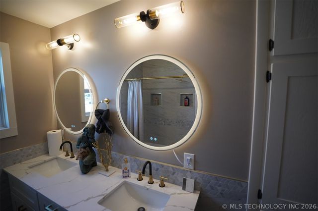 5302 S Saint Louis Avenue, Tulsa, OK 74105