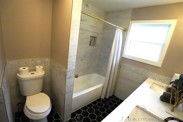 5302 S Saint Louis Avenue, Tulsa, OK 74105