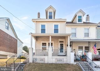 117 W 10TH AVE, Conshohocken, PA 19428