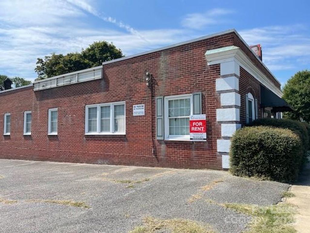 1001 W Franklin Boulevard, Gastonia, NC 28052