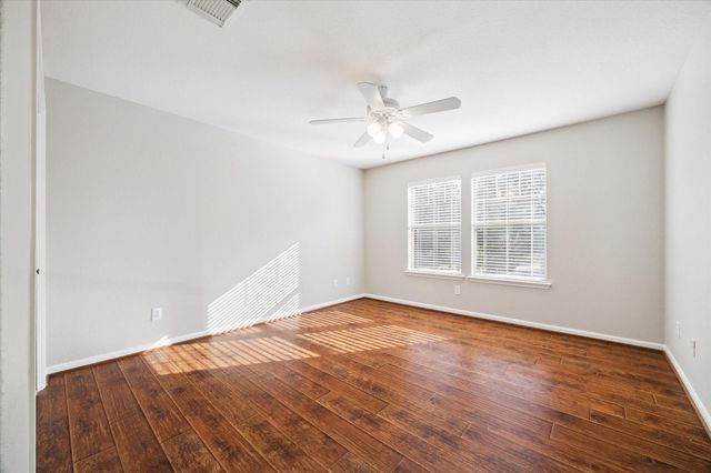 6 Douvaine Court, The Woodlands, TX 77382