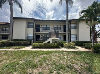 7673 Tahiti Ln 105, Lake Worth, FL 33467