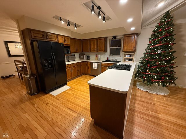 1450 Sheffield Drive, Avon, IN 46123