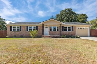 6171 Timberland Drive, Fayetteville, NC 28314