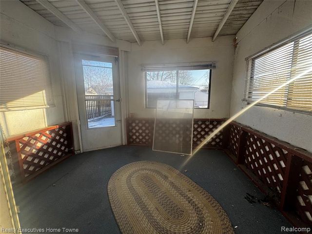 23204 Blackett Avenue, Warren, MI 48089