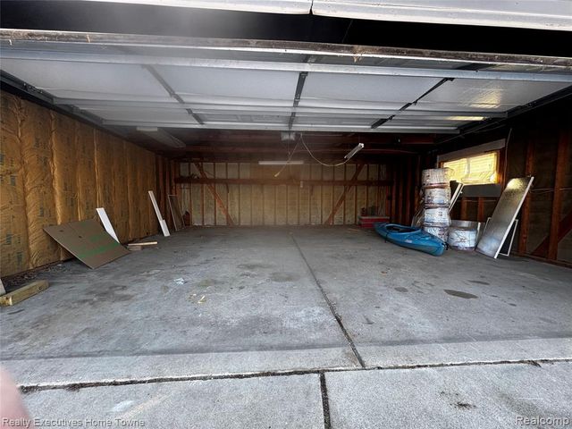 23204 Blackett Avenue, Warren, MI 48089