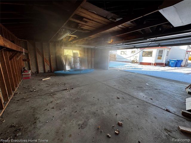 23204 Blackett Avenue, Warren, MI 48089