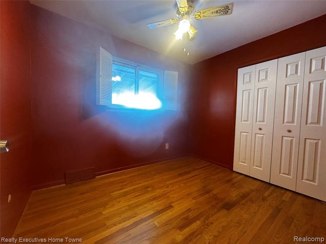 23204 Blackett Avenue, Warren, MI 48089