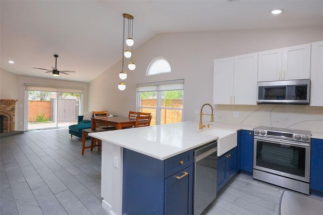 5328 ALCOM DRIVE, Orlando, FL 32812