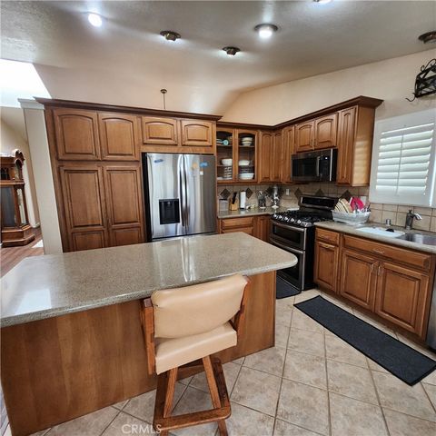 2011 Rachelle, Escondido, CA 92025