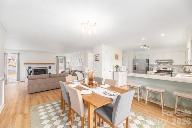 239 Stonebrook Drive, Hendersonville, NC 28791