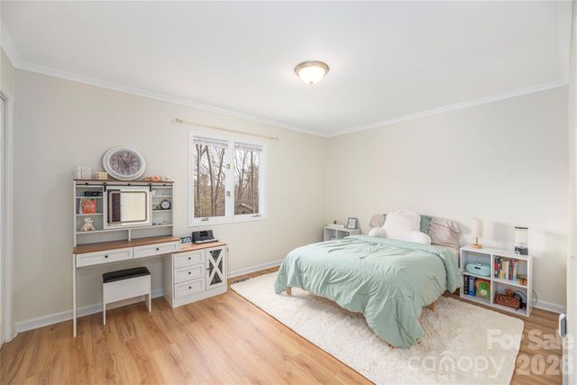 239 Stonebrook Drive, Hendersonville, NC 28791