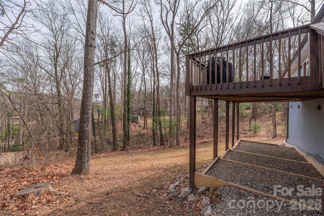 239 Stonebrook Drive, Hendersonville, NC 28791