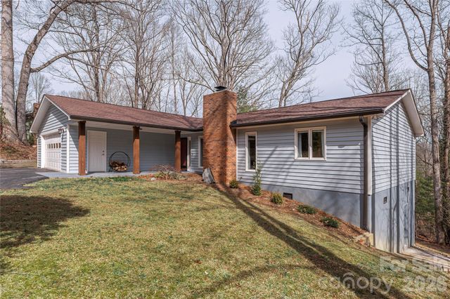 239 Stonebrook Drive, Hendersonville, NC 28791