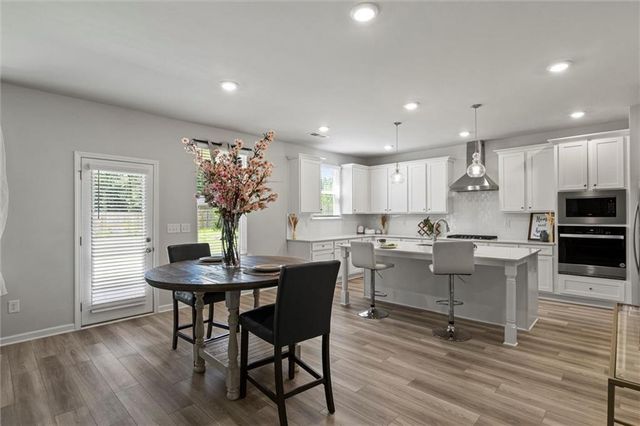 213 Chiswick Loop, Stockbridge, GA 30281