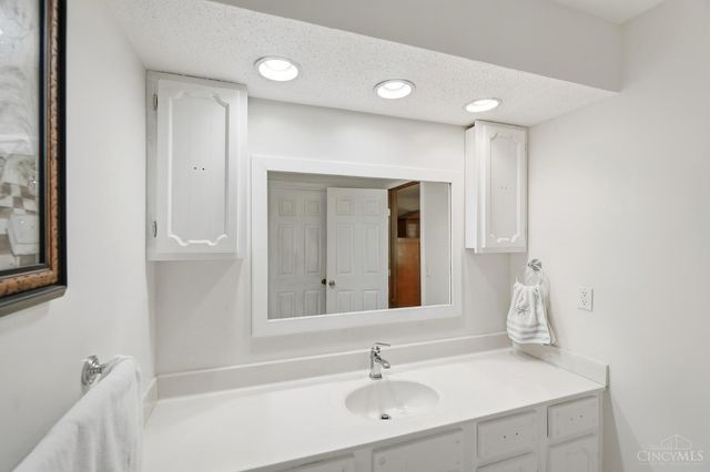 7321 Jean Drive, West Chester, OH 45069