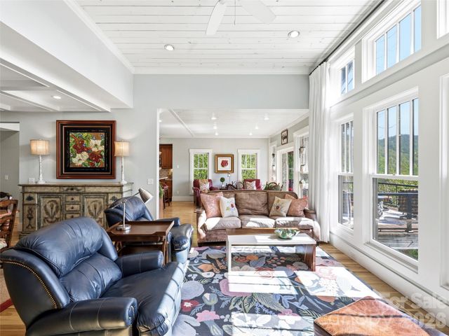 110 Soaring Mountain Drive, Waynesville, NC 28786