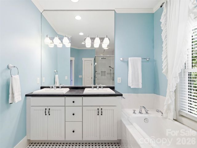 110 Soaring Mountain Drive, Waynesville, NC 28786
