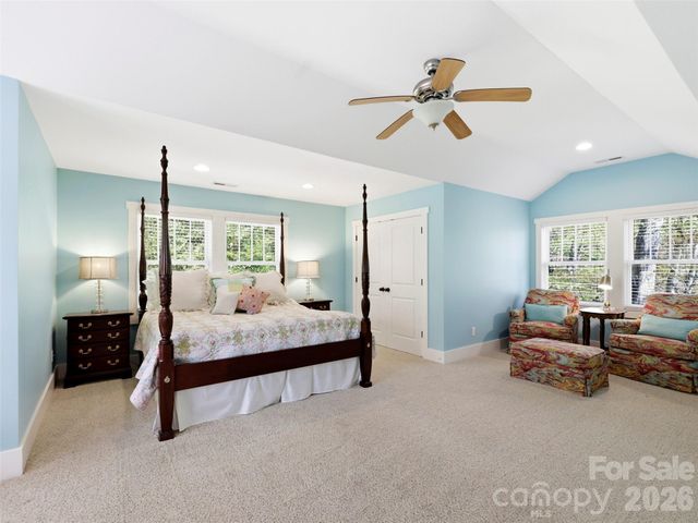 110 Soaring Mountain Drive, Waynesville, NC 28786