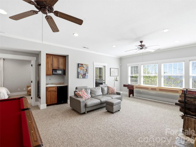 110 Soaring Mountain Drive, Waynesville, NC 28786