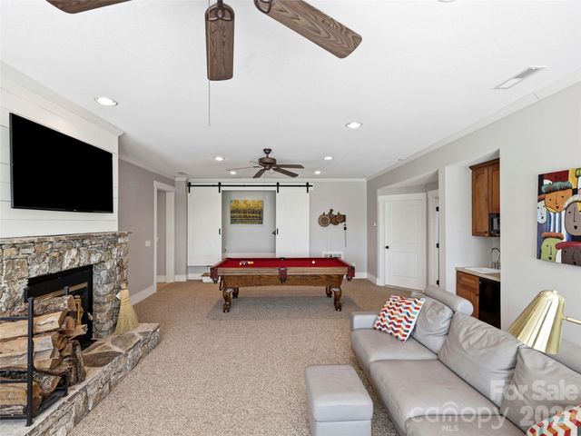 110 Soaring Mountain Drive, Waynesville, NC 28786
