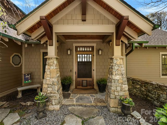 110 Soaring Mountain Drive, Waynesville, NC 28786