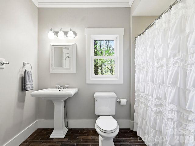 110 Soaring Mountain Drive, Waynesville, NC 28786