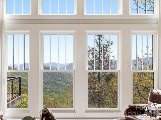 110 Soaring Mountain Drive, Waynesville, NC 28786