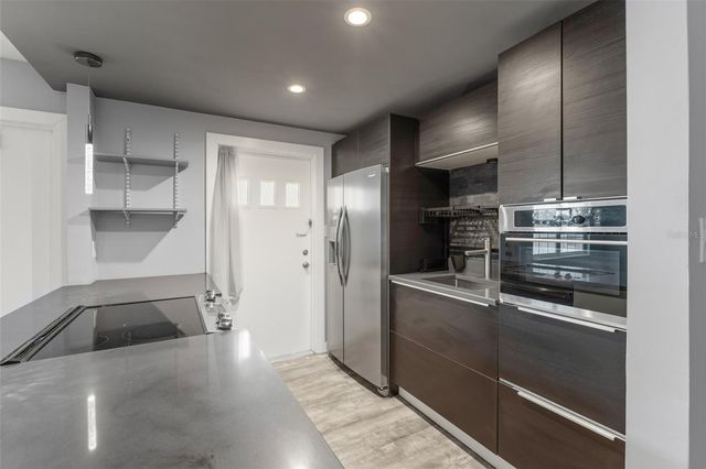 2500 LEE ROAD 220, Winter Park, FL 32789