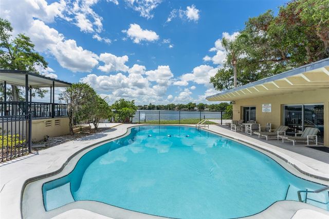 2500 LEE ROAD 220, Winter Park, FL 32789