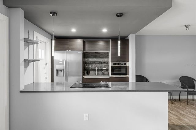 2500 LEE ROAD 220, Winter Park, FL 32789