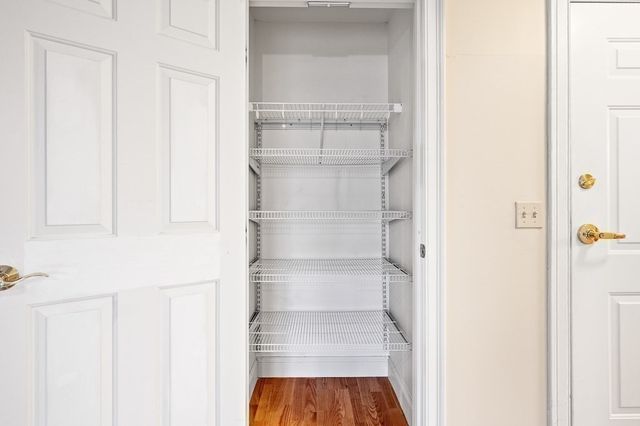 7 Crescent Way 209, Sturbridge, MA 01566