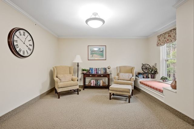 7 Crescent Way 209, Sturbridge, MA 01566