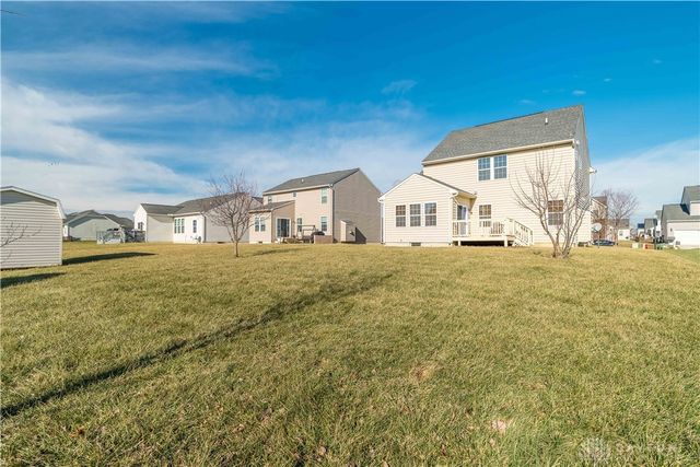 5154 Dayflower Drive, Tipp City, OH 45371