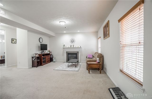 5154 Dayflower Drive, Tipp City, OH 45371