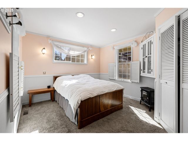 82044 MAHR Ln, Creswell, OR 97426